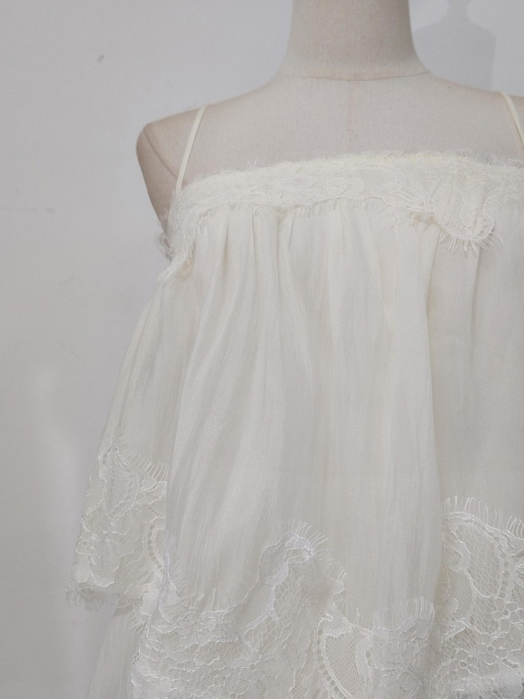 TWOTWINSTYLE Solid Off Shoulder Spliced Lace Designer Dress