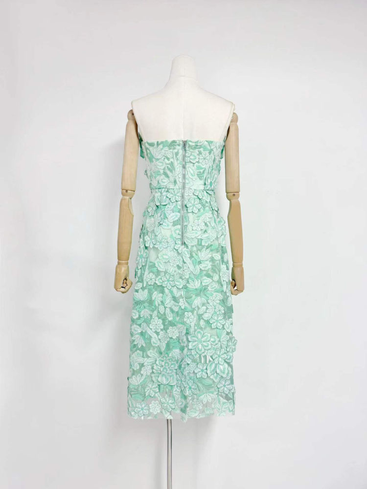 TWOTWINSTYLE Off Shoulder High Waist Spliced Appliques Fashion Dress