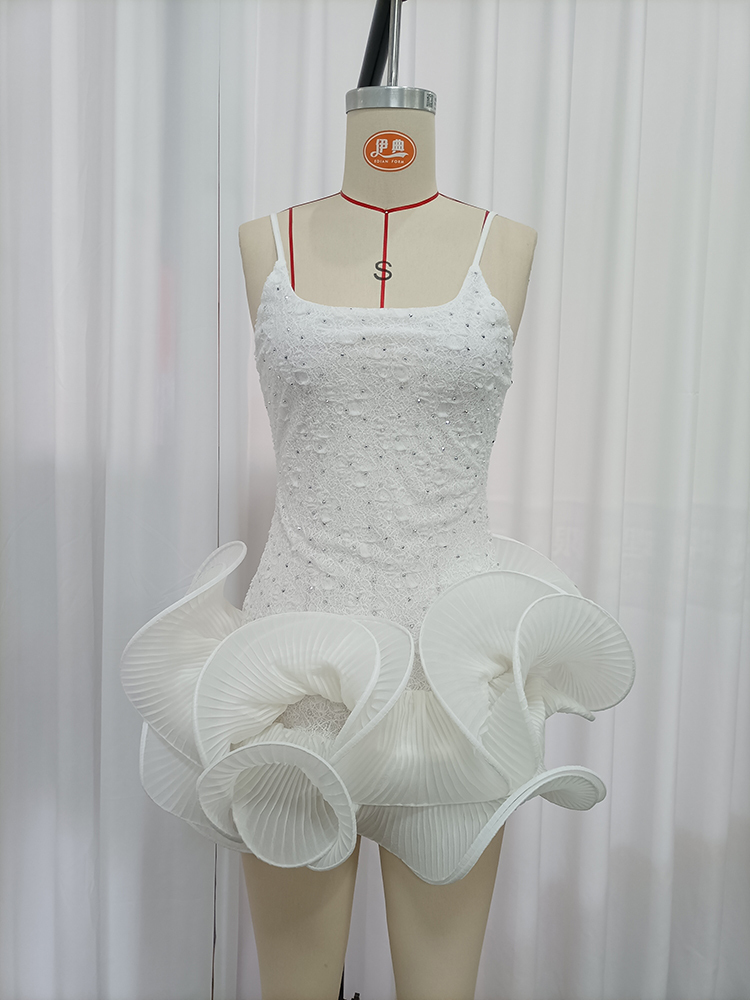 TWOTWINSTYLE Spaghetti Strap Rhinestone-Embellished Pleated Ruffle Chic Dress