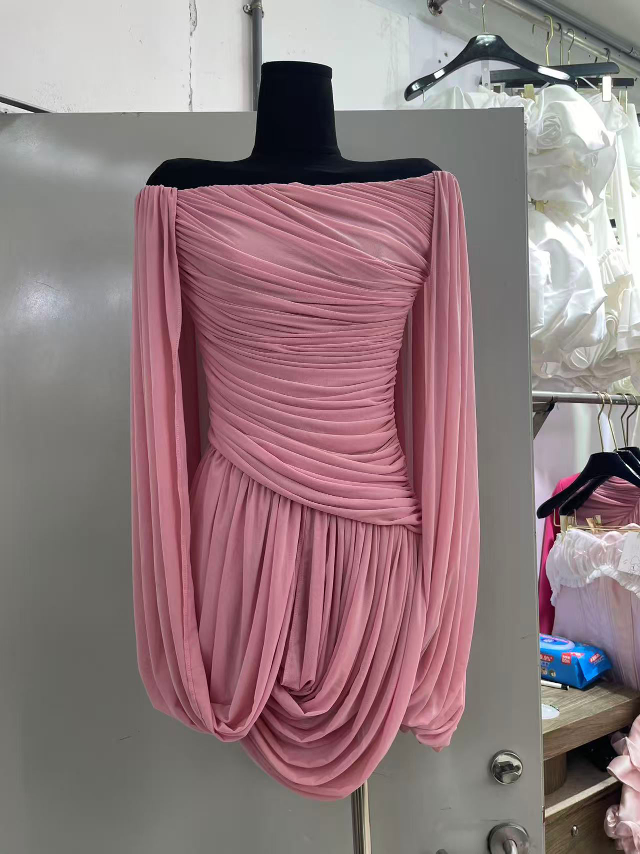 TWOTWINSTYLE Solid Off Shoulder Sleeveles Tunic Chic Dress