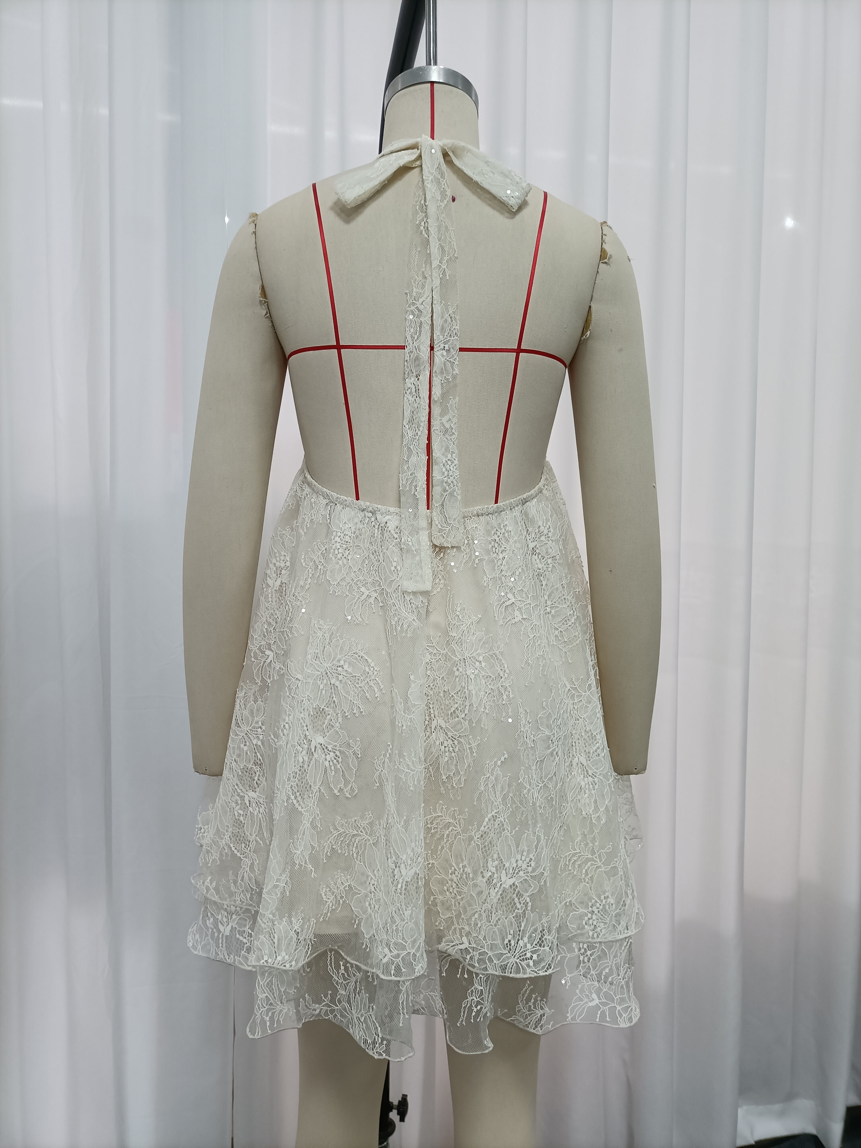 TWOTWINSTYLE Lace Patchwork Sequins Sexy Camisole Dress