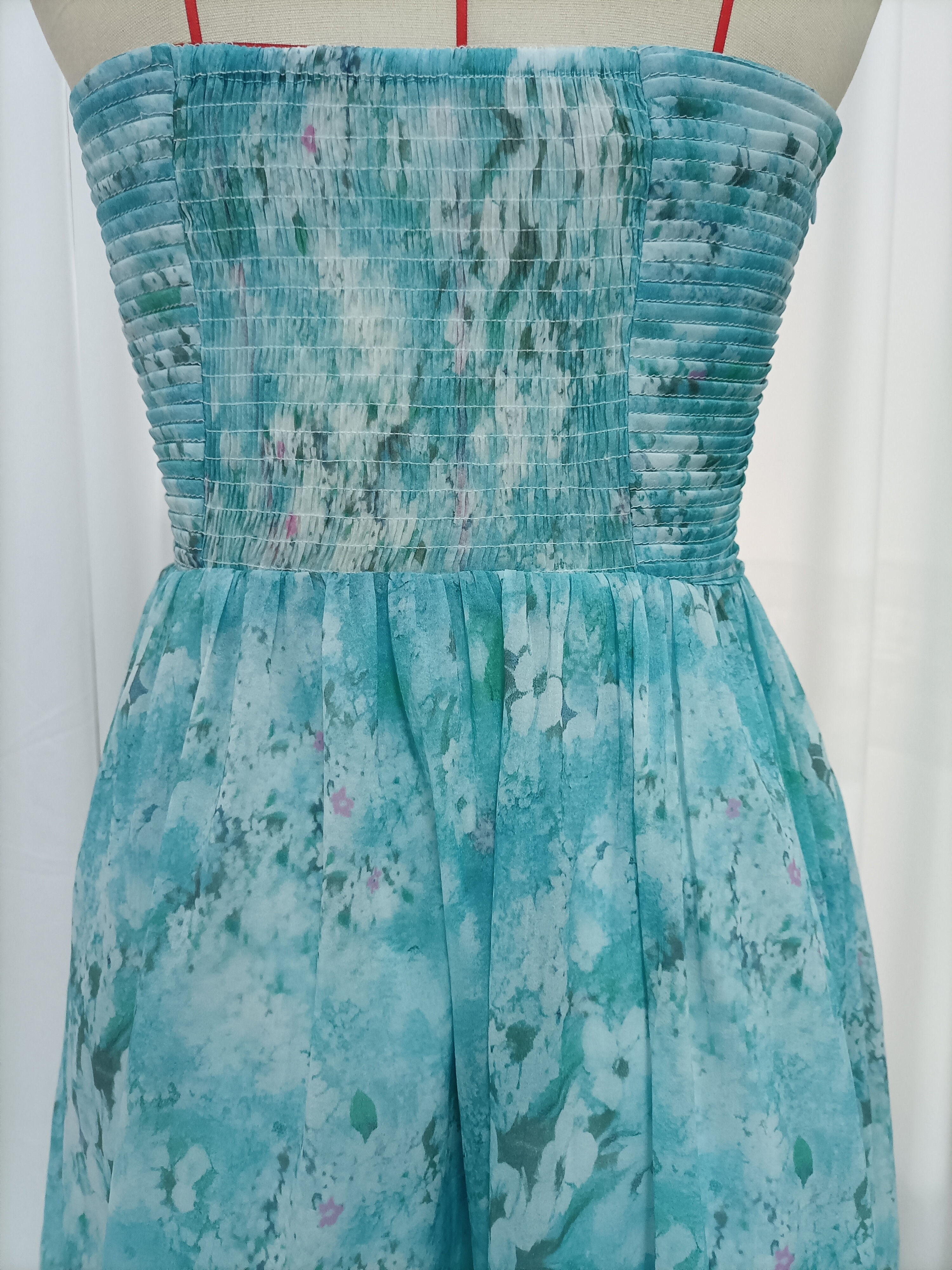 TWOTWINSTYLE Off Shoulder Patchwork Appliques Pleated Fashion Dress