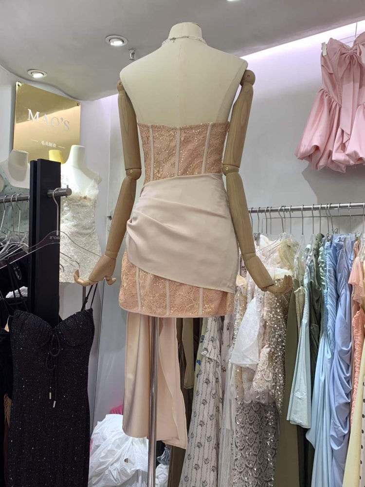TWOTWINSTYLE Off Shoulder Spliced Squins Lace Up Sexy Dress