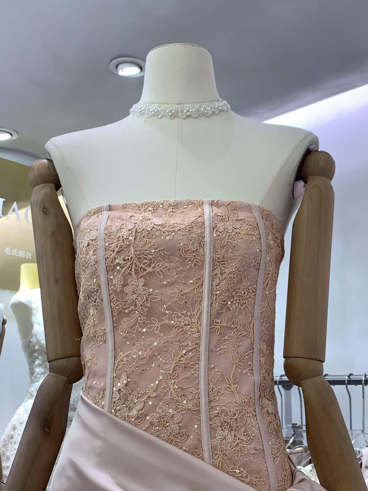 TWOTWINSTYLE Off Shoulder Spliced Squins Lace Up Sexy Dress