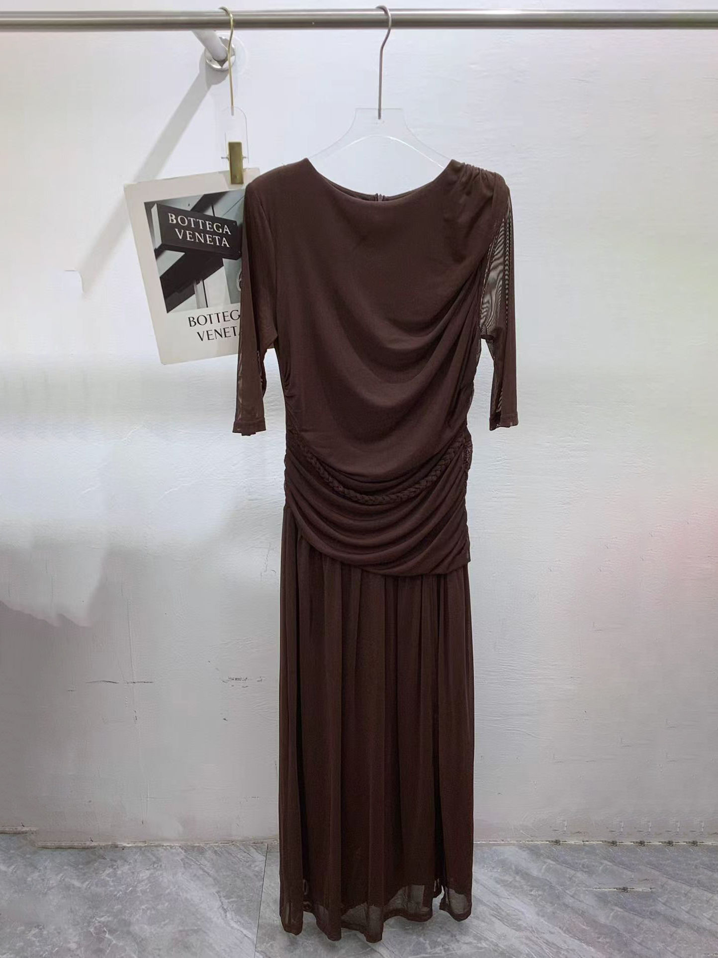 TWOTWINSTYLE Round Neck Pleated Tunic Elegant Dress