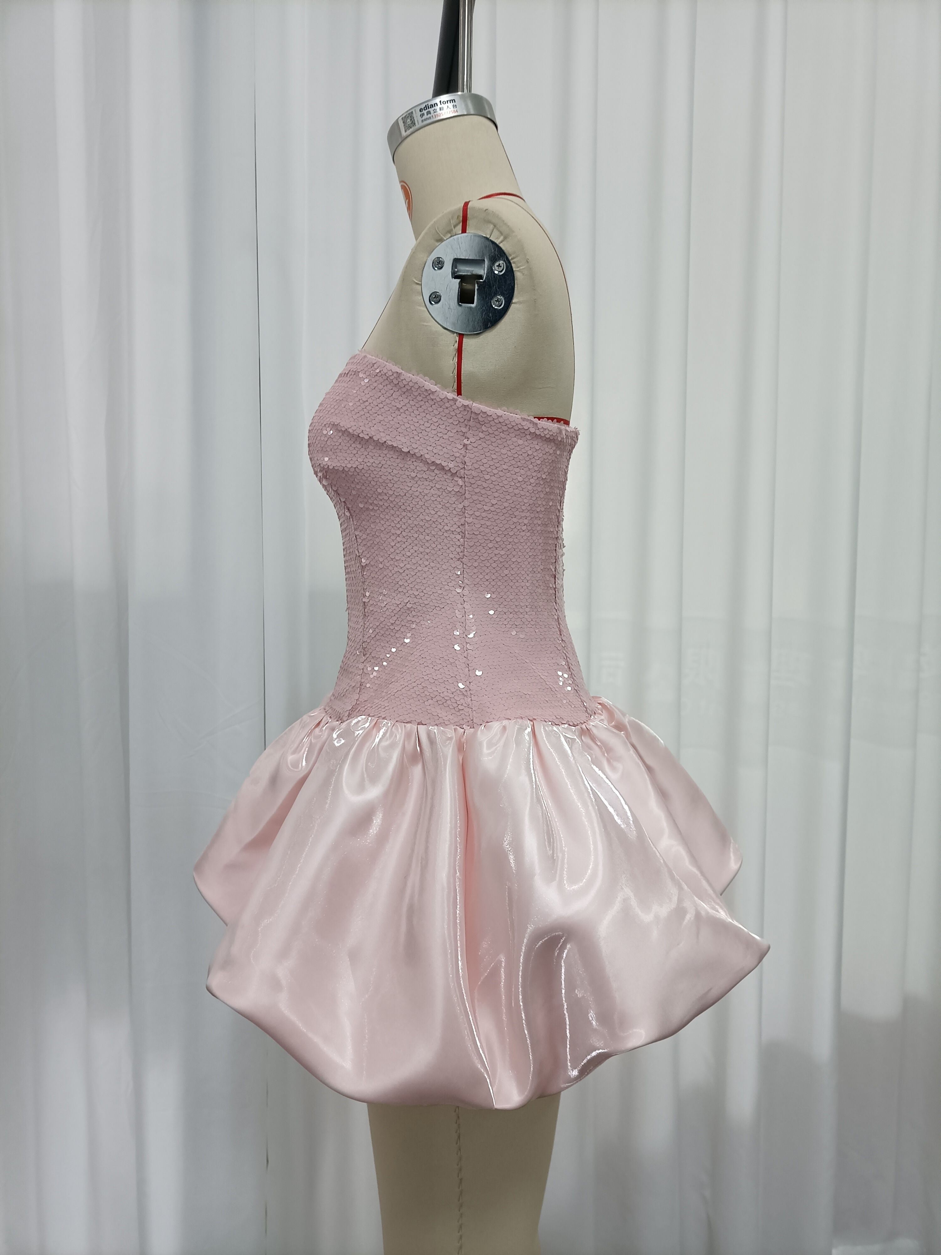 TWOTWINSTYLE Spliced Sequins High Waist Elegant Mini Dress