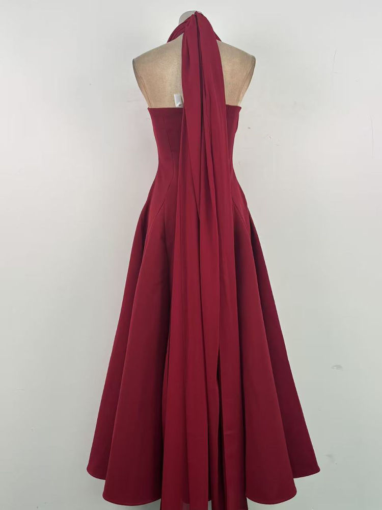 TWOTWINSTYLE Backless High Waist Elegant Camisole Dress