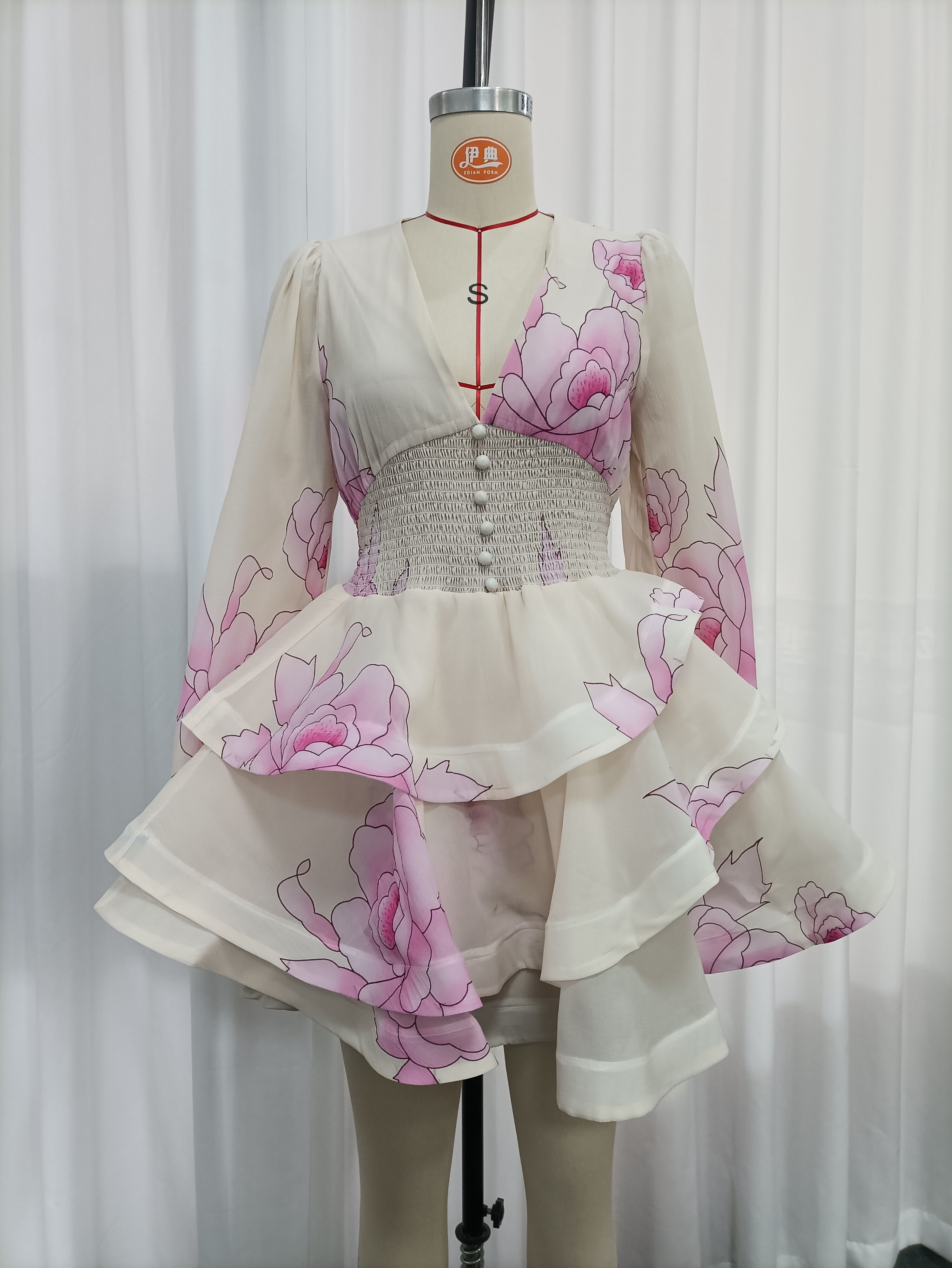 TWOTWINSTYLE Deep V Neck Long Sleeve Tunic Elegant Dress