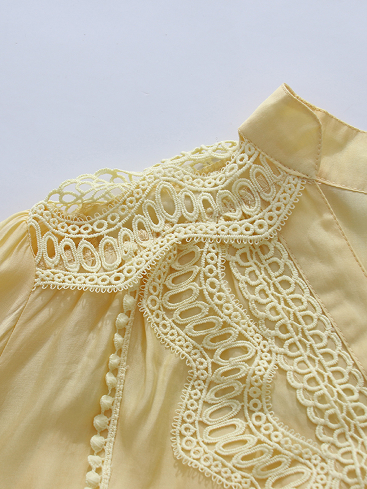 TWOTWINSTYLE V Neck Hollow Out Bell Sleeve Spliced Lace Vintage Dress
