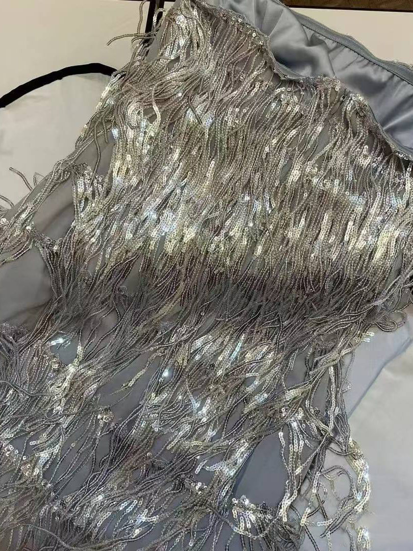 TWOTWINSTYLE Off Shoulder Spliced Sequins High Waist Fashion Dress