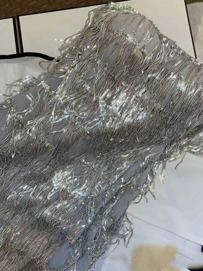 TWOTWINSTYLE Off Shoulder Spliced Sequins High Waist Fashion Dress