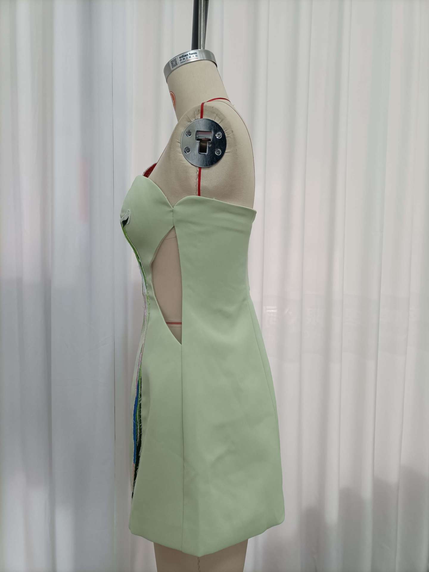 TWOTWINSTYLE Off Shoulder Patchwork Embroidery Elegant Dress