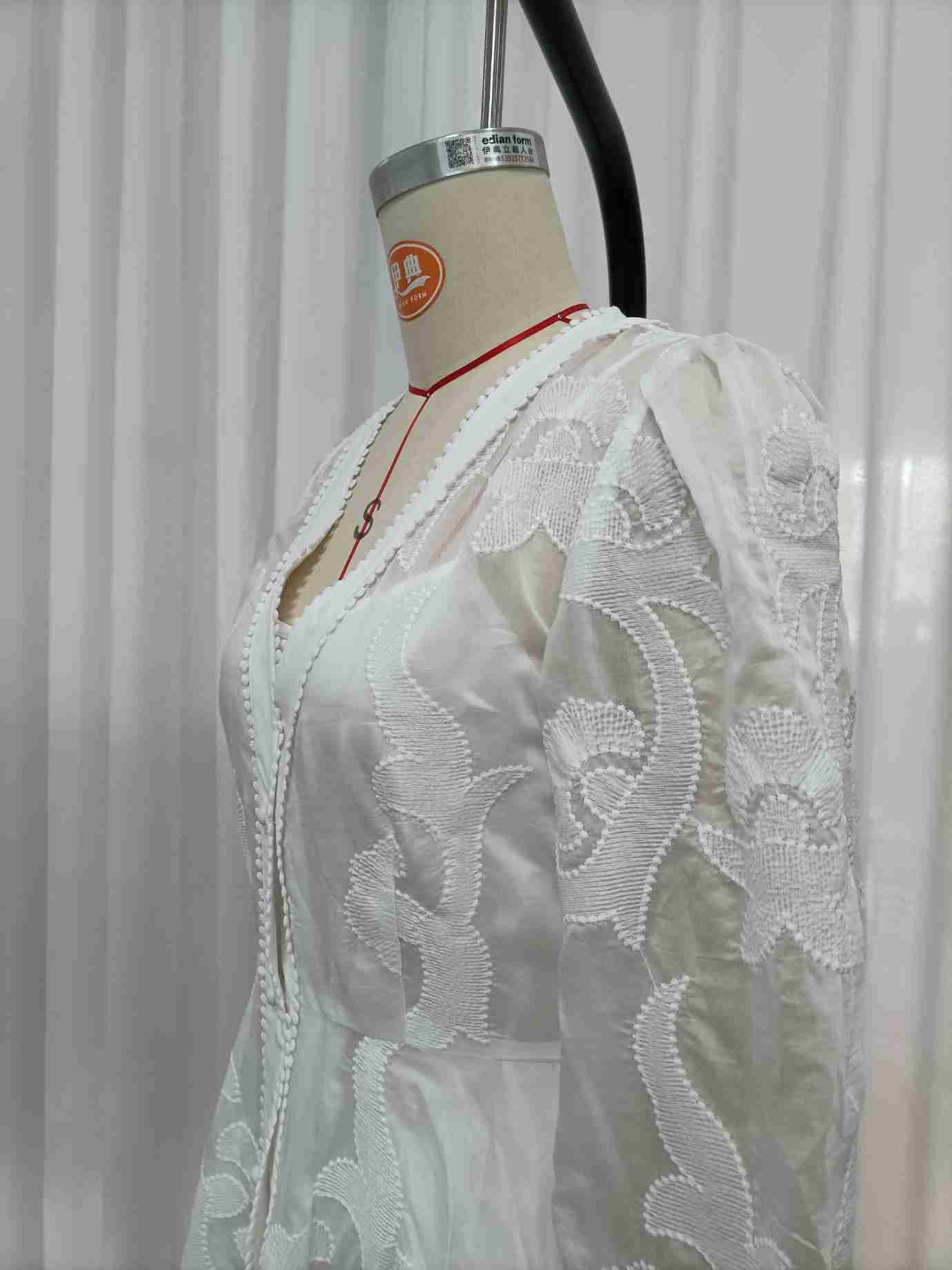 TWOTWINSTYLE Solid V Neck Long Sleeve Print Elegant Dress