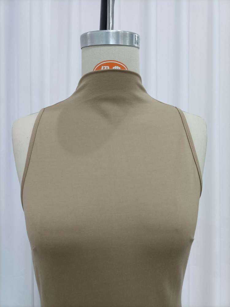 TWOTWINSTYLE Stand Collar Sleeveles Irregular Hem Vintage Dress