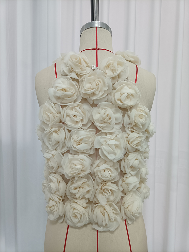 TWOTWINSTYLE Solid Sleeveless 3D Rose Applique Elegant Top