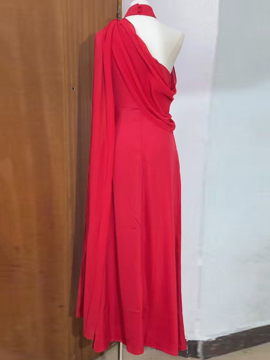 TWOTWINSTYLE Off Shoulder Irregular Slit Minimalist Dress