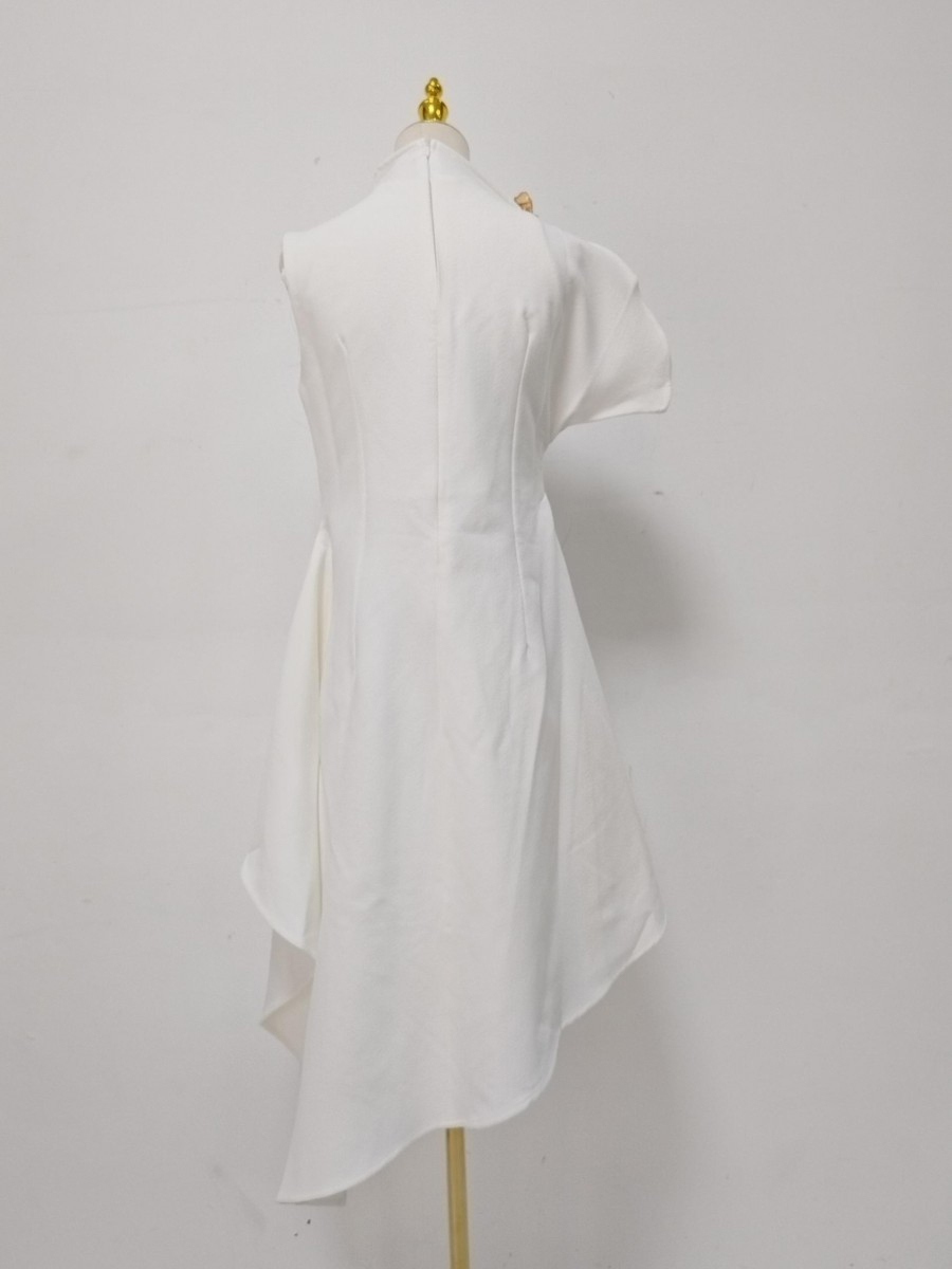 TWOTWINSTYLE High Neck Asymmetrical Spliced Metal Buckle Chic Dress