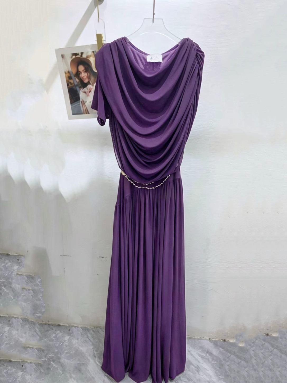 TWOTWINSTYLE Irregular Sleeve Pleated Tunic Fashion Dress