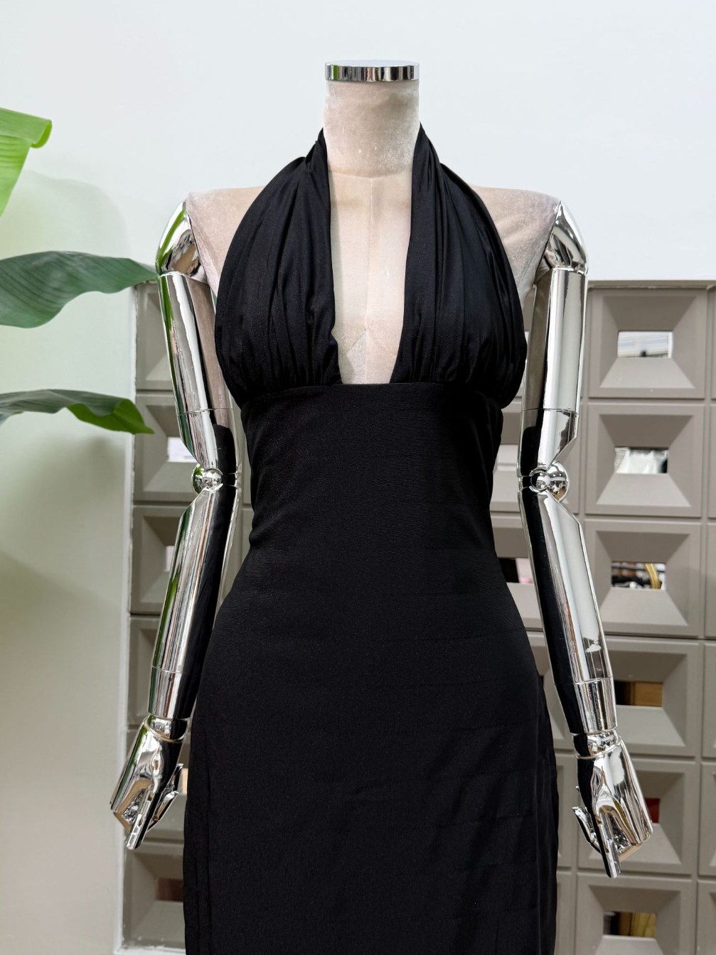 TWOTWINSTYLE Solid Spliced Mesh Elegant Halter Neck Dress