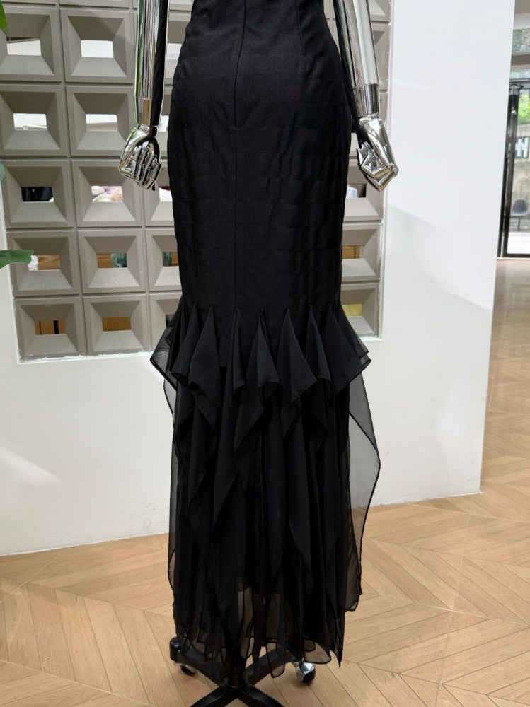 TWOTWINSTYLE Solid Spliced Mesh Elegant Halter Neck Dress
