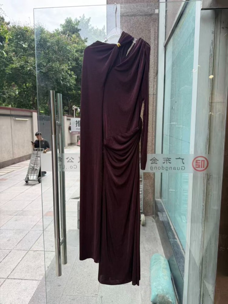 TWOTWINSTYLE Solid Cape Sleeve Cutout High Slit Bodycon Maxi Dress