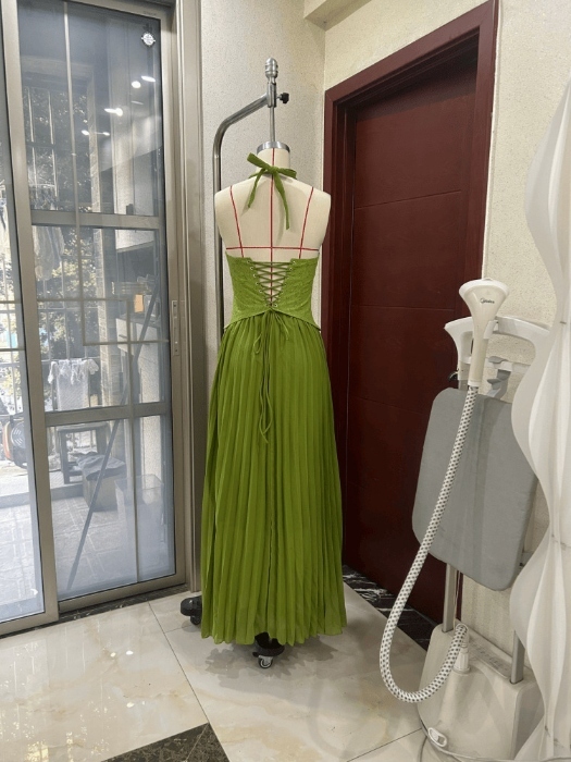 TWOTWINSTYLE Halter Lace Tunic Pleated Fashion Maxi Dress