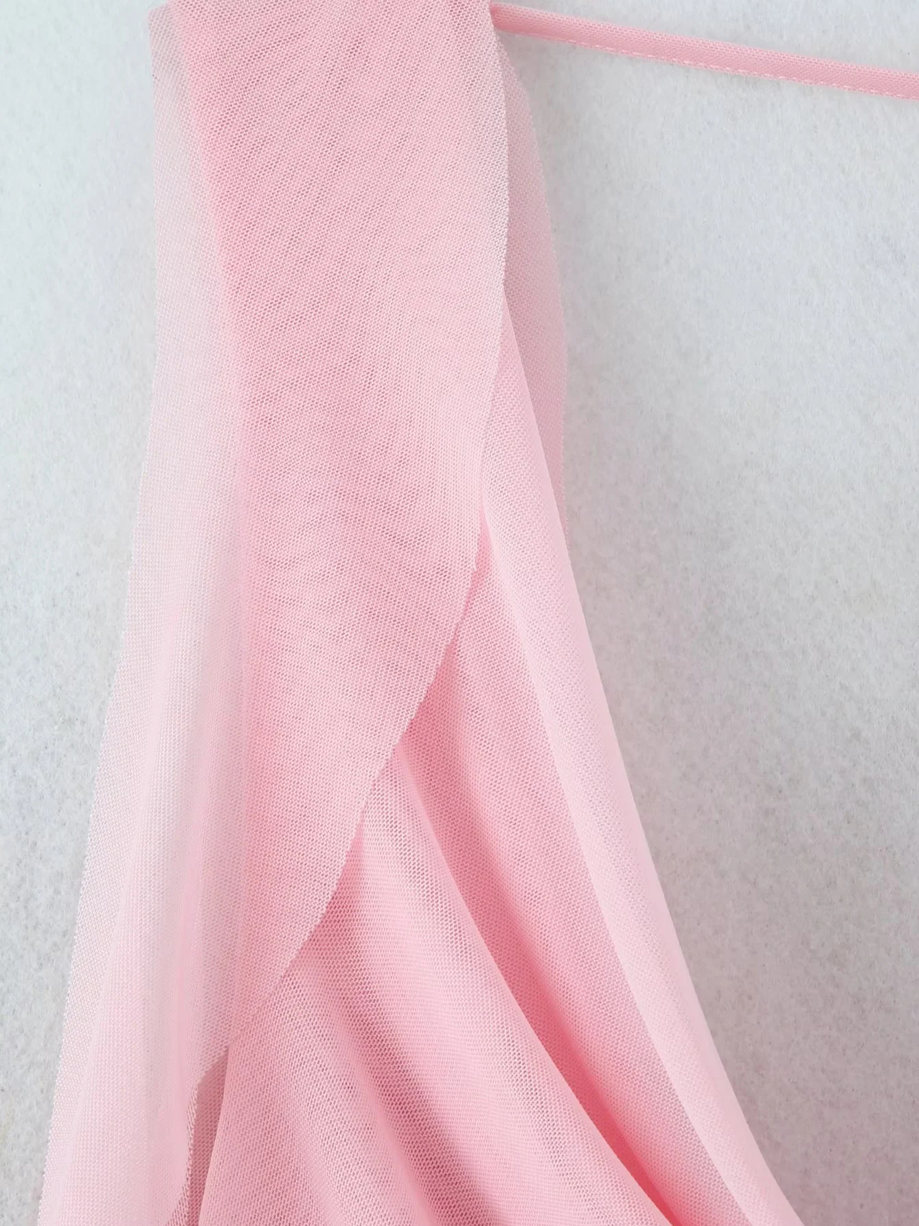 TWOTWINSTYLE Cowl Neck Spliced Ruffle Straps Elegant Dress