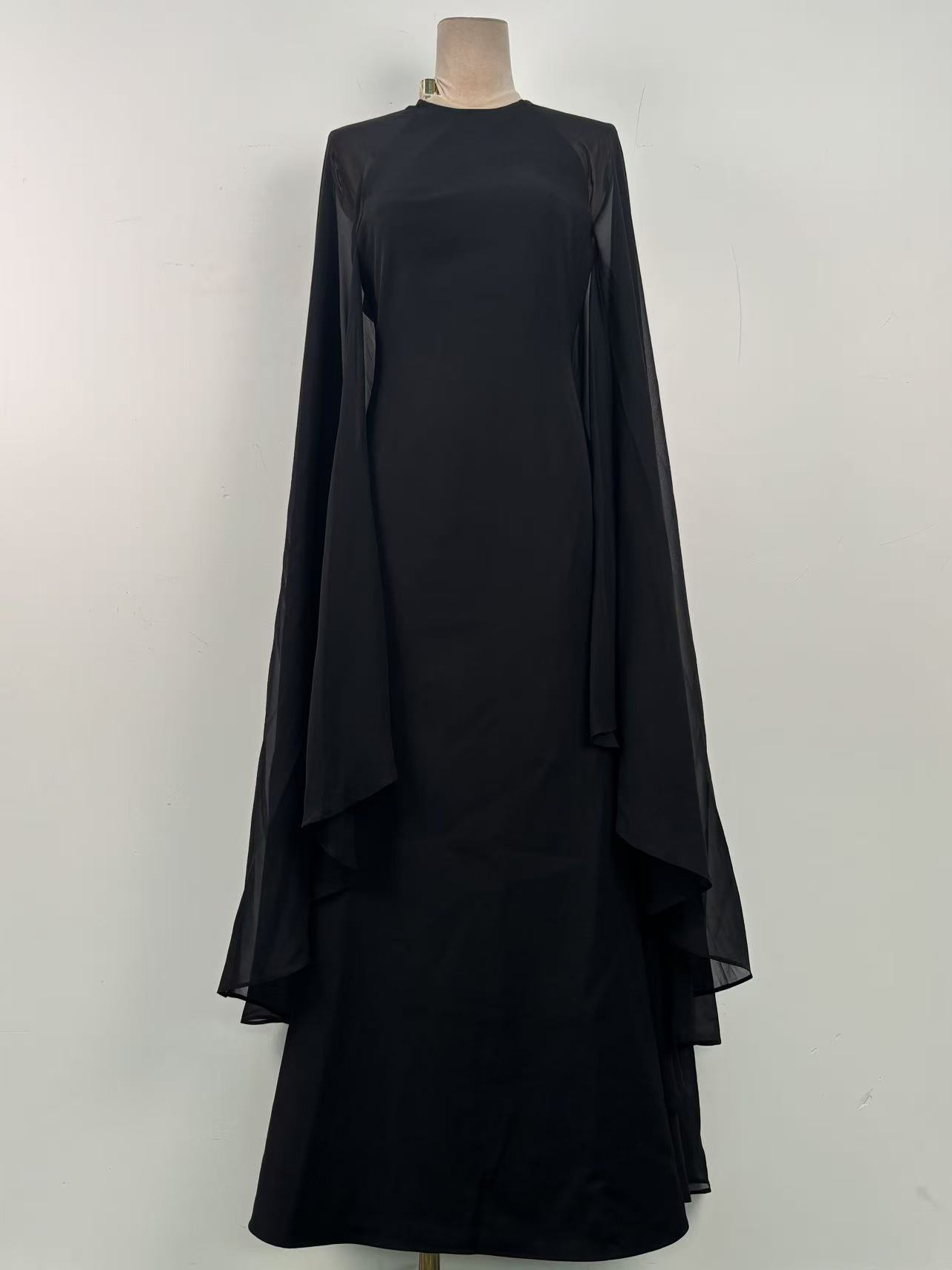 TWOTWINSTYLE Round Neck Cape Sleeve Dramatic Dress