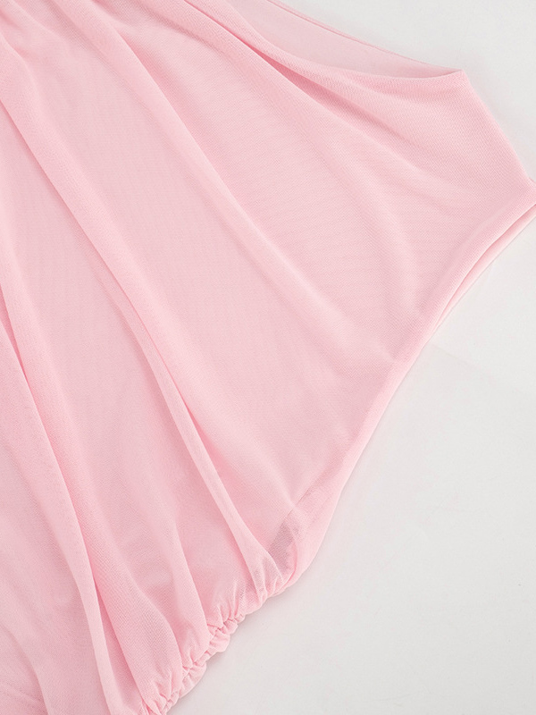TWOTWINSTYLE Off One Shoulder Asymmetric Design Crop Top