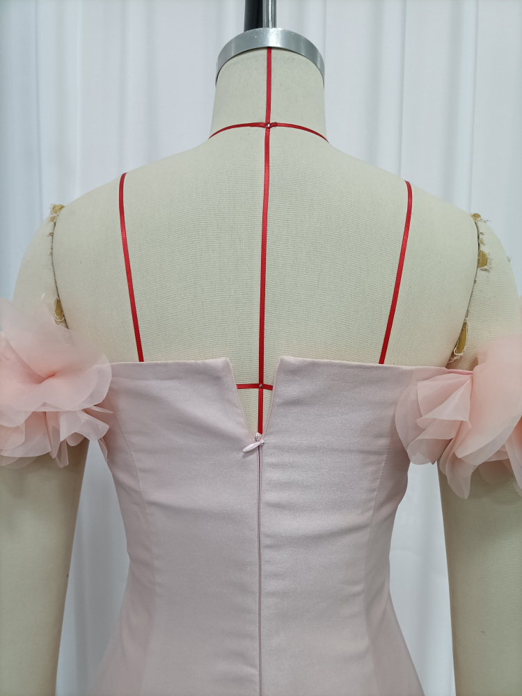 TWOTWINSTYLE Off Shoulder Patchwork 3D Tulle Flowers Elegant Dress