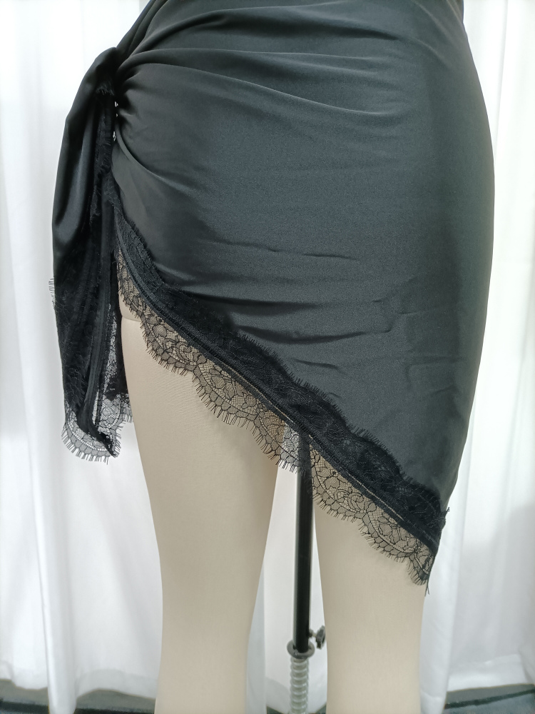 TWOTWINSTYLE Spliced Lace Satin Design Skirt