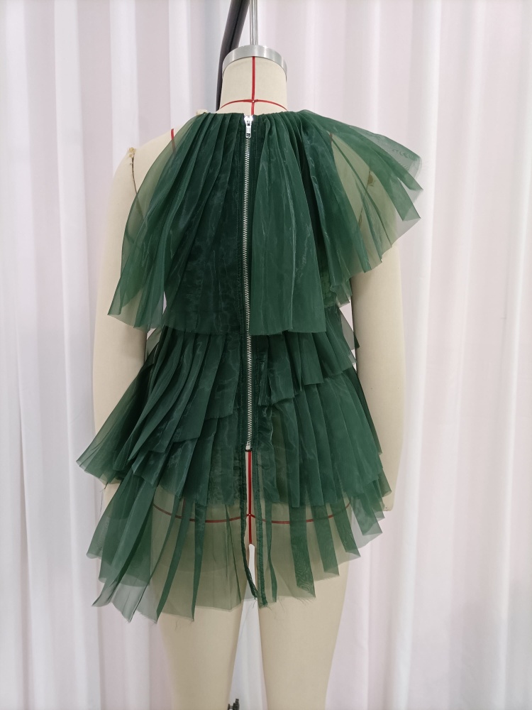 TWOTWINSTYLE Asymmetrical Pearl Halter Tulle Ruffle Shirt