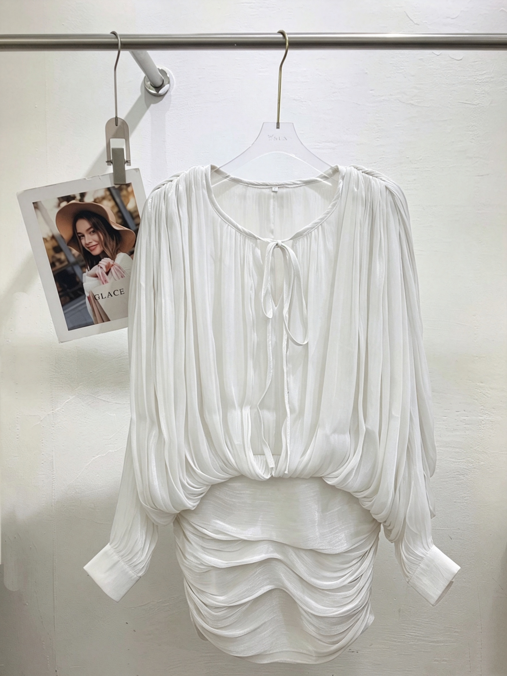 TWOTWINSTYLE Pleated Round Neck Tunic Bodycon Elegant Dress
