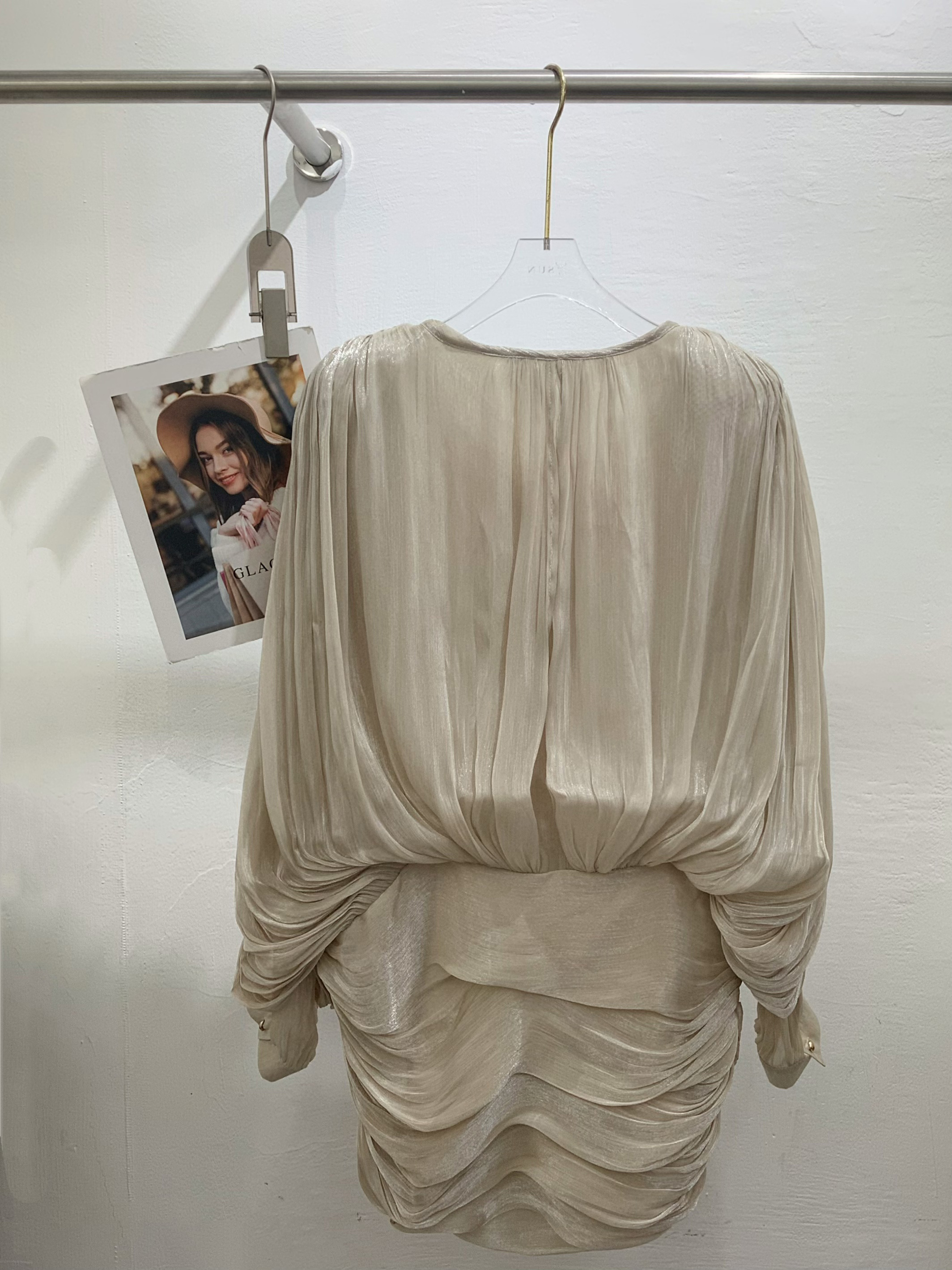 TWOTWINSTYLE Pleated Round Neck Tunic Bodycon Elegant Dress
