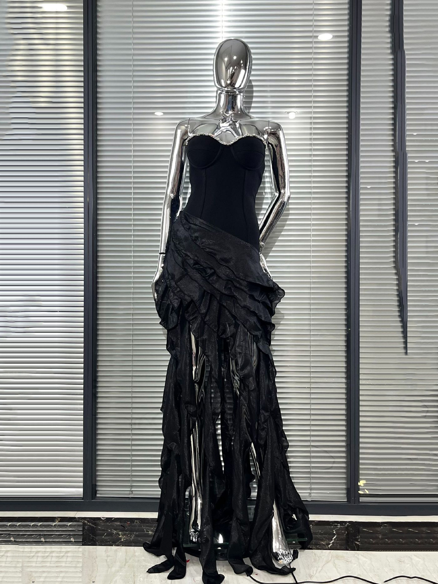 TWOTWINSTYLE Off Shoulder Corset Asymmetrical Ruffle Design Dress