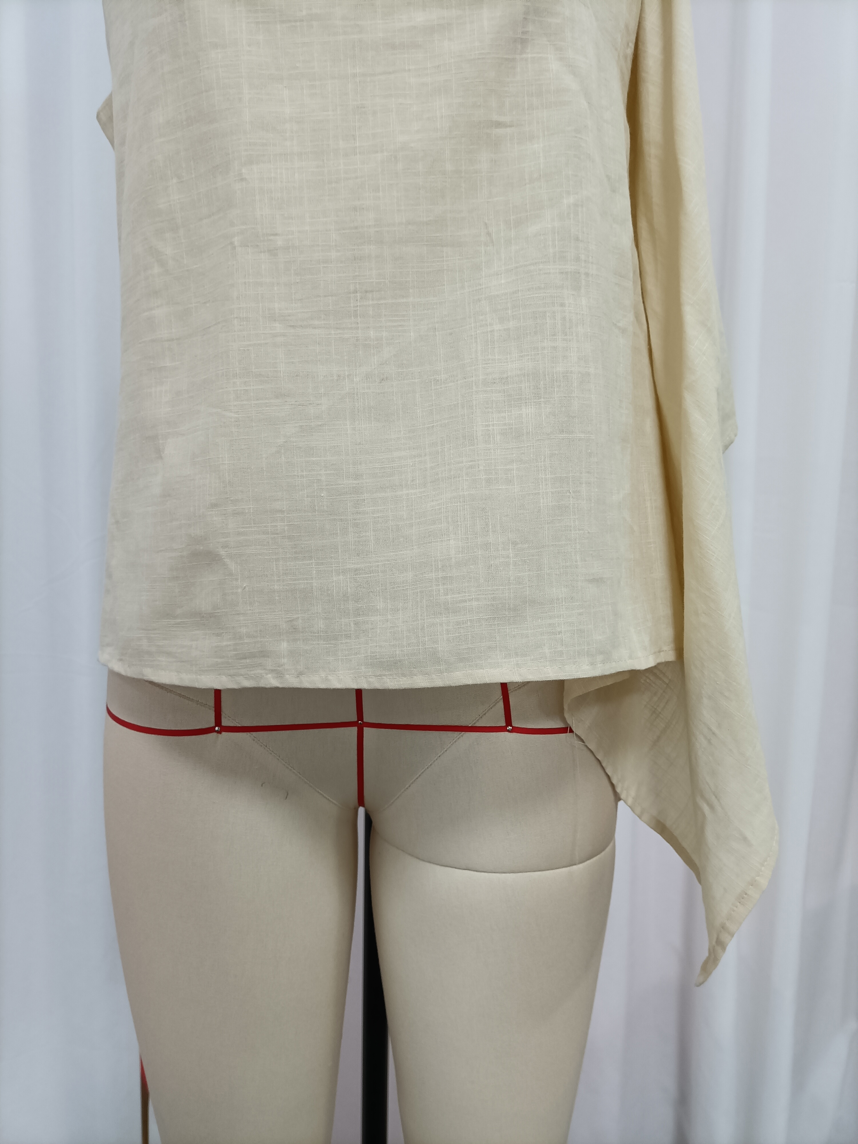 TWOTWINSTYLE Solid Sleeveless Asymmetrical Casual Blouse