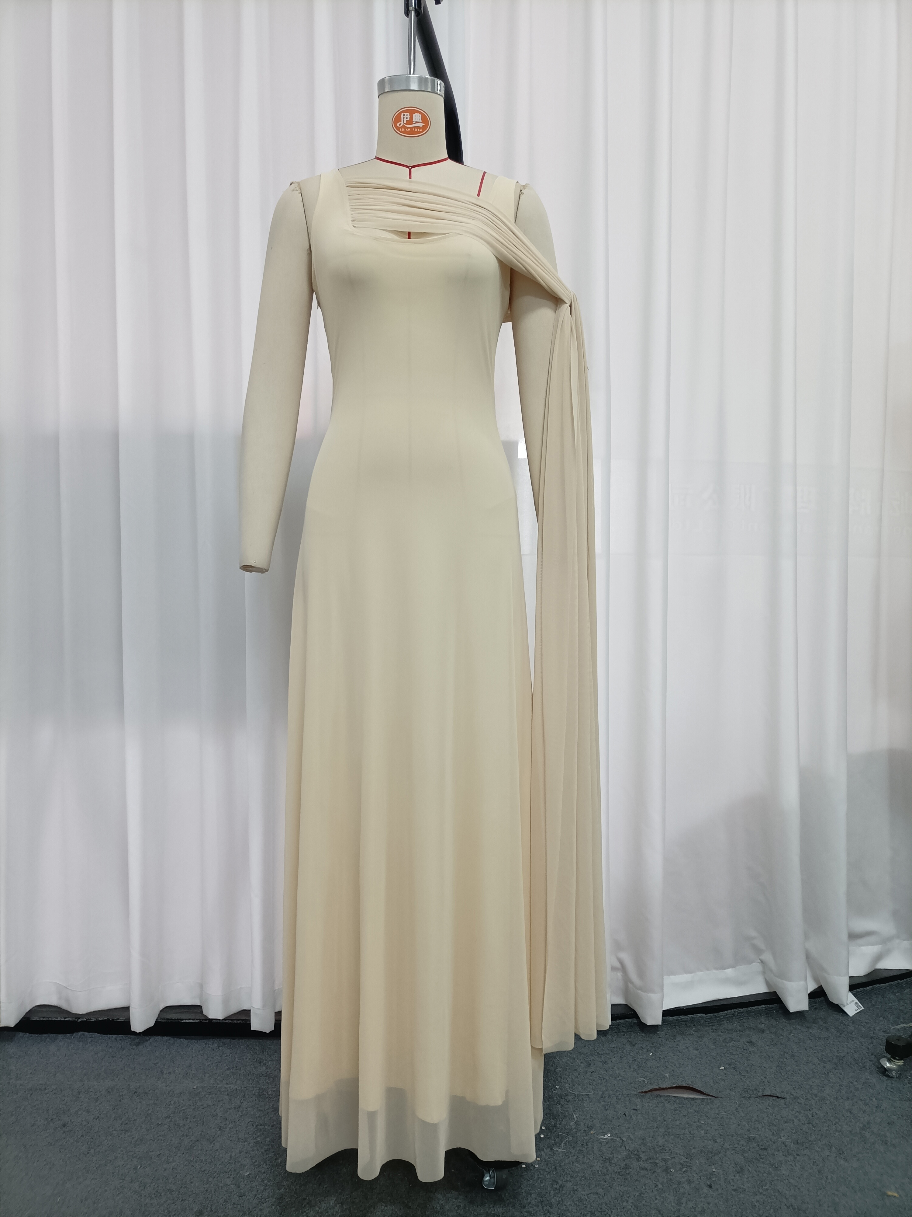 TWOTWINSTYLE Sleeveless Asymmetric Pleated Tunic Chic Dress