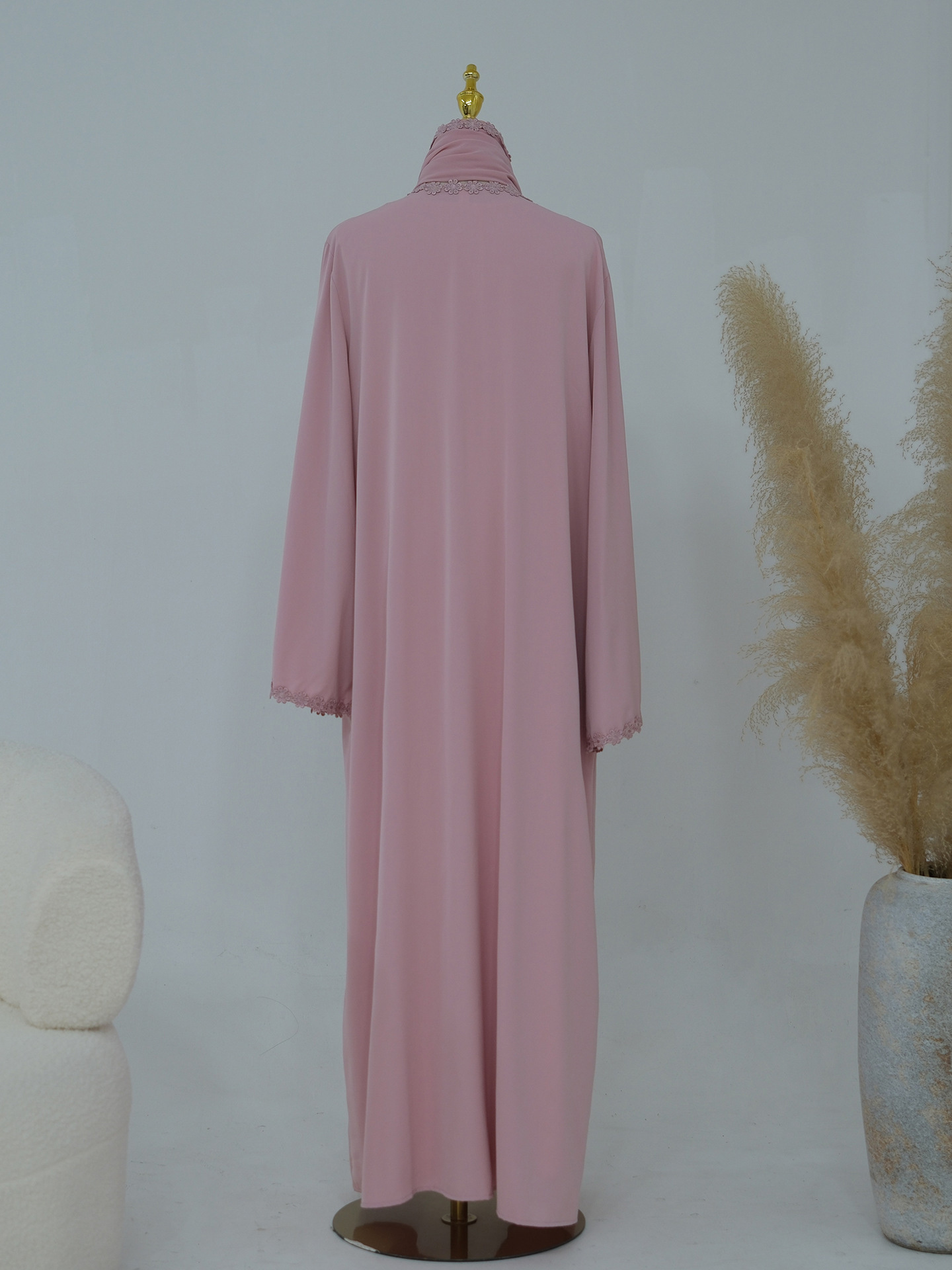 TWOTWINSTYLE Spliced Floral Lace Long Sleeve Minimalist Dress