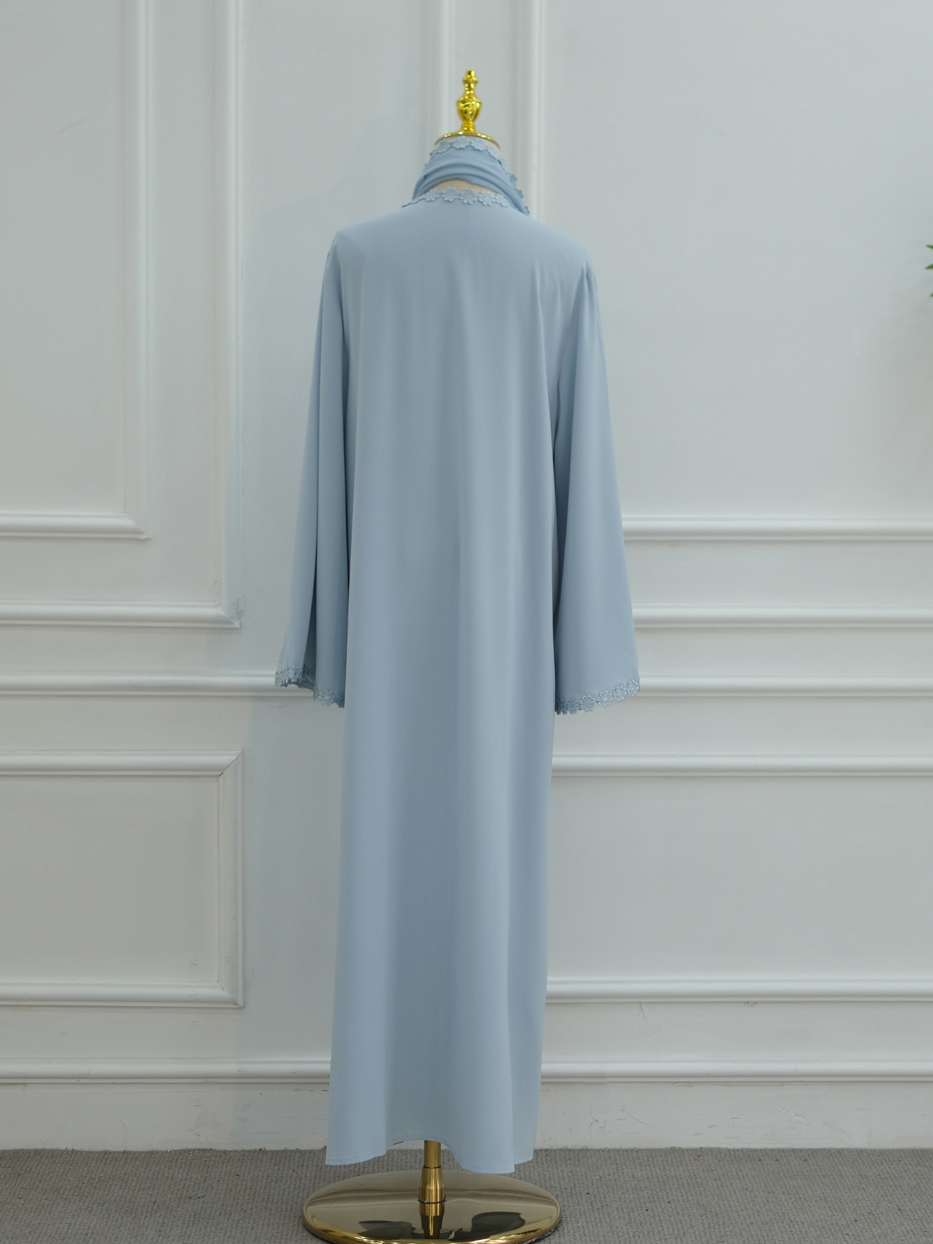 TWOTWINSTYLE Spliced Floral Lace Long Sleeve Minimalist Dress