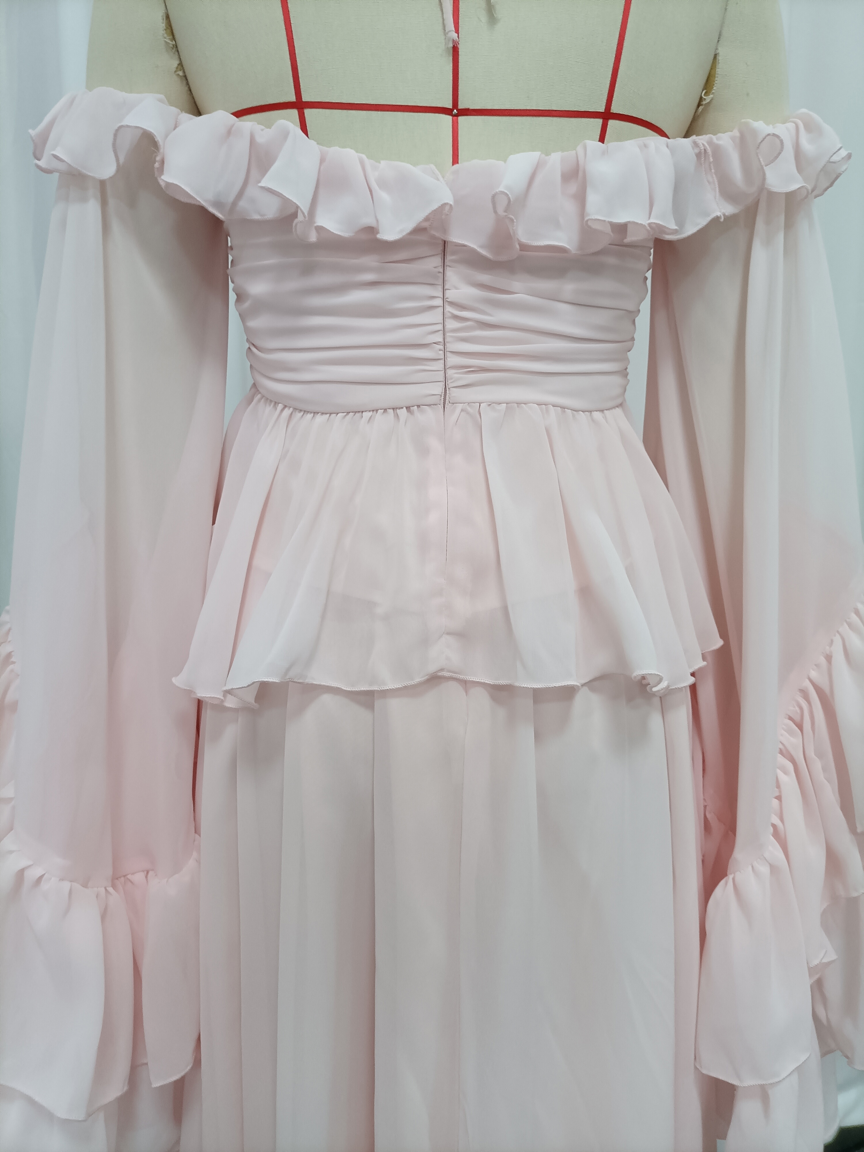 TWOTWINSTYLE Off Shoulder Spliced Flower Ruffles Elegant Dress