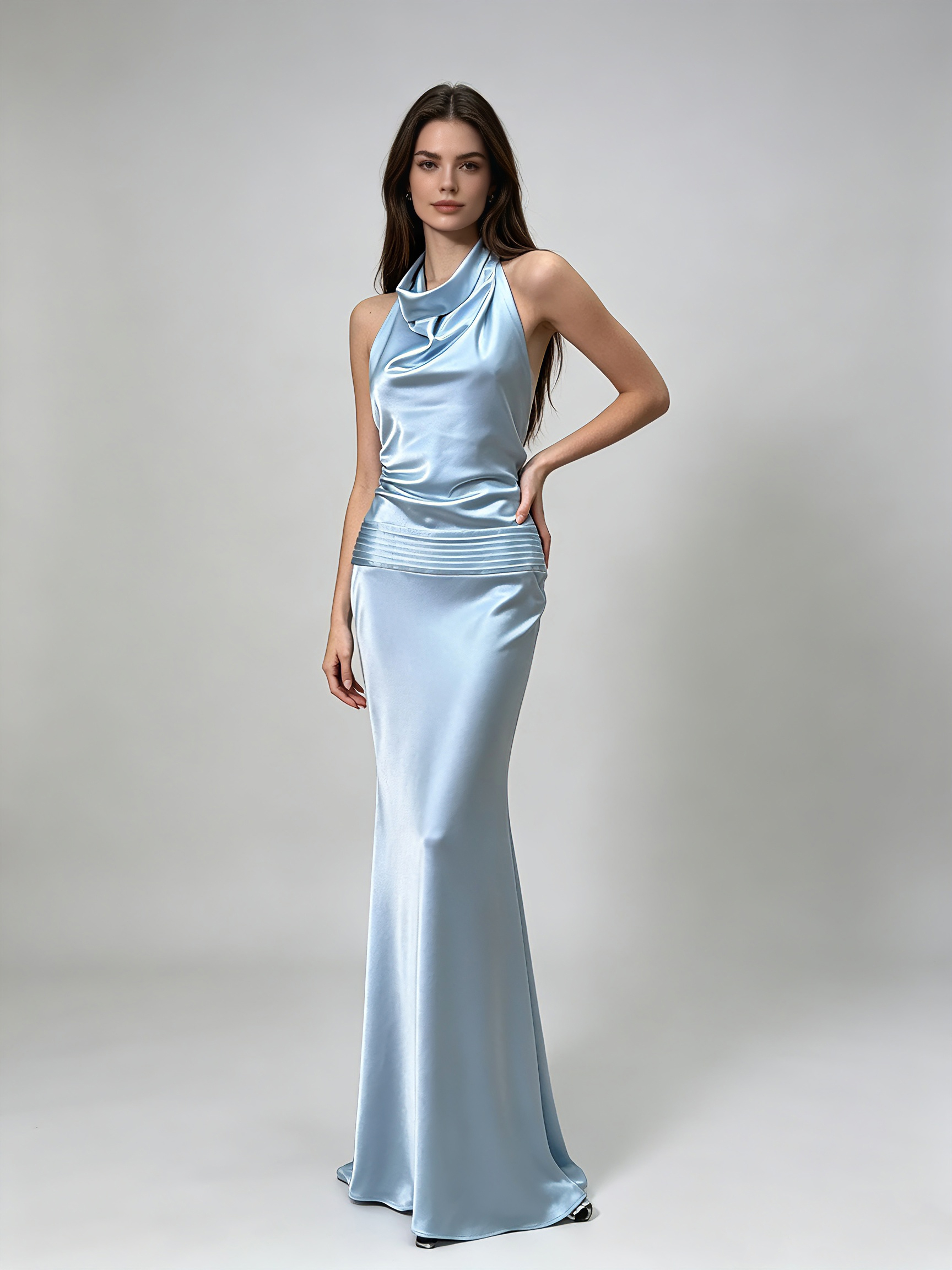 TWOTWINSTYLE Halter Neck Backless Pleated Bodycon Elegant Dress