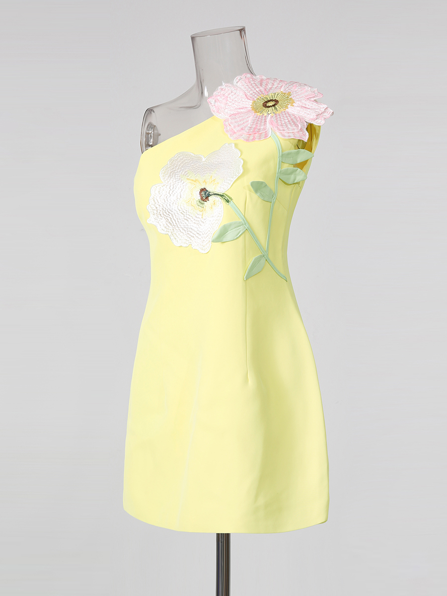 TWOTWINSTYLE Off One Shoulder Tunic Spliced Appliques Chic Dress