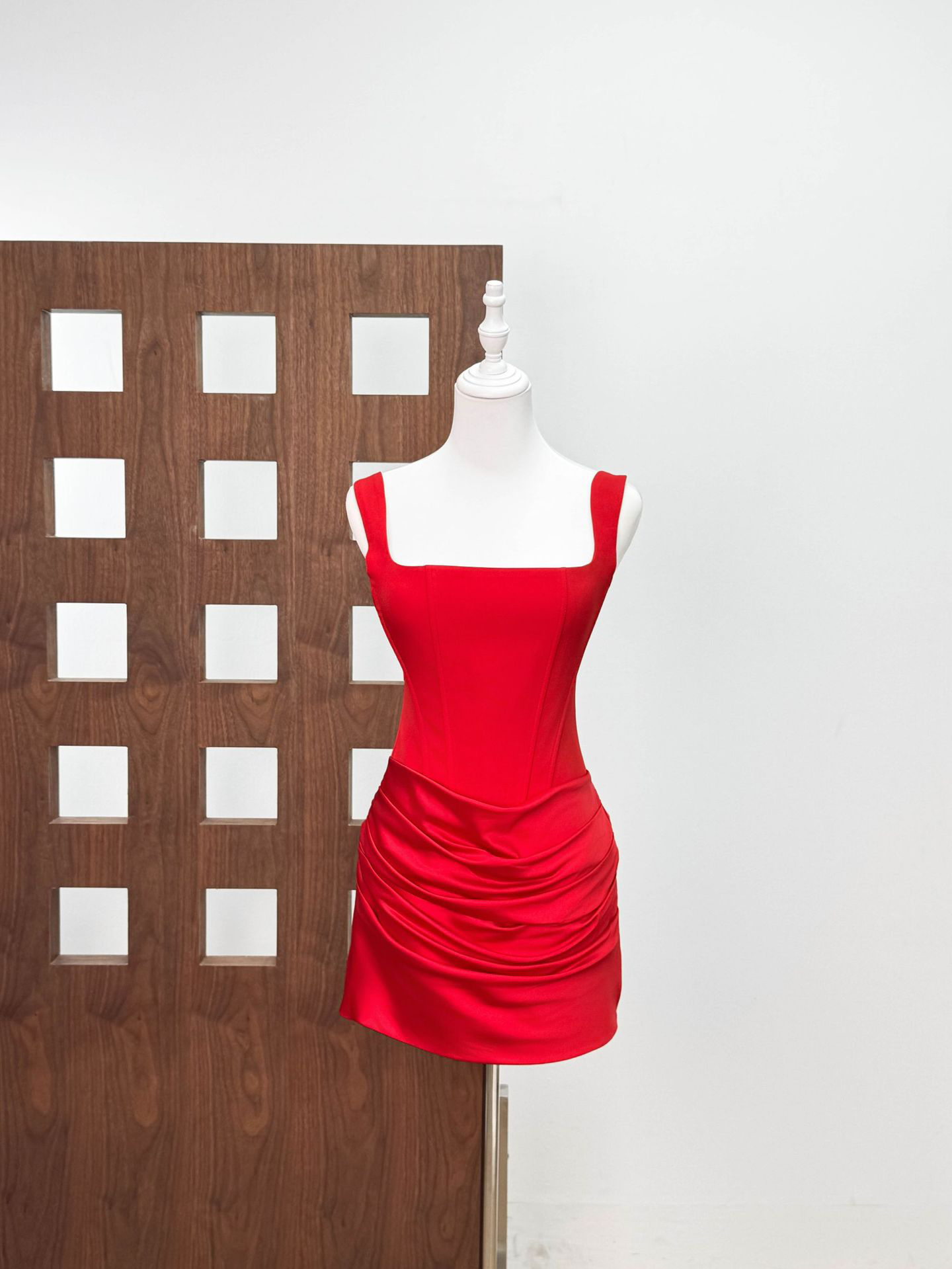 TWOTWINSTYLE Square Neckline Pleated Tunic Vintage Dress