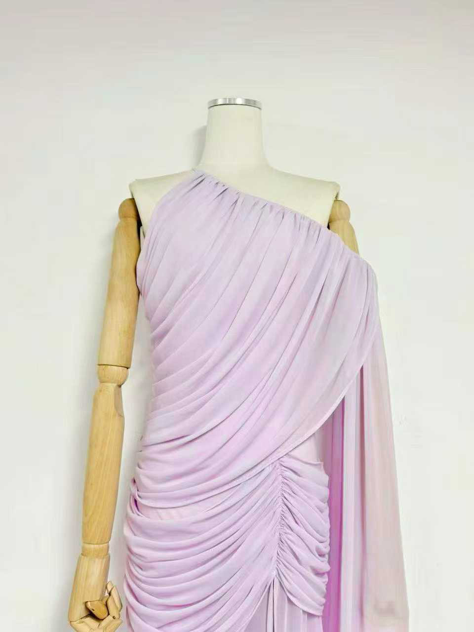 TWOTWINSTYLE Off Shoulder Pleated Side Split Vintage Dress