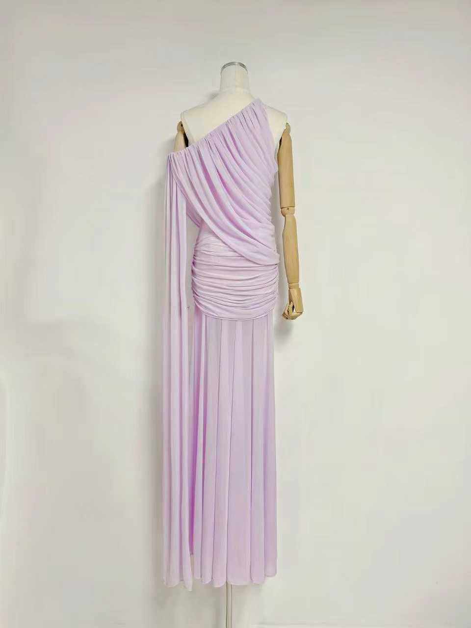TWOTWINSTYLE Off Shoulder Pleated Side Split Vintage Dress
