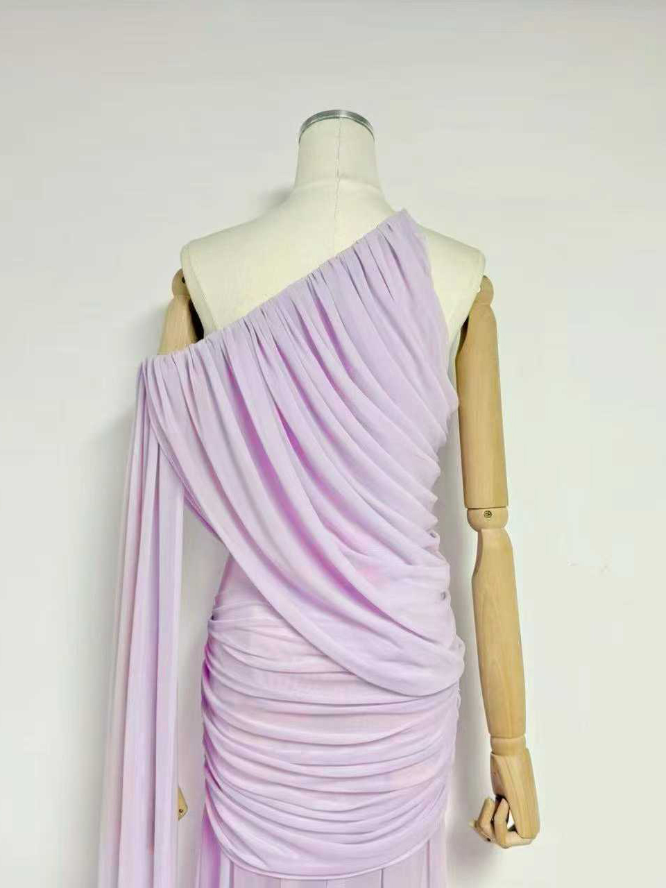 TWOTWINSTYLE Off Shoulder Pleated Side Split Vintage Dress