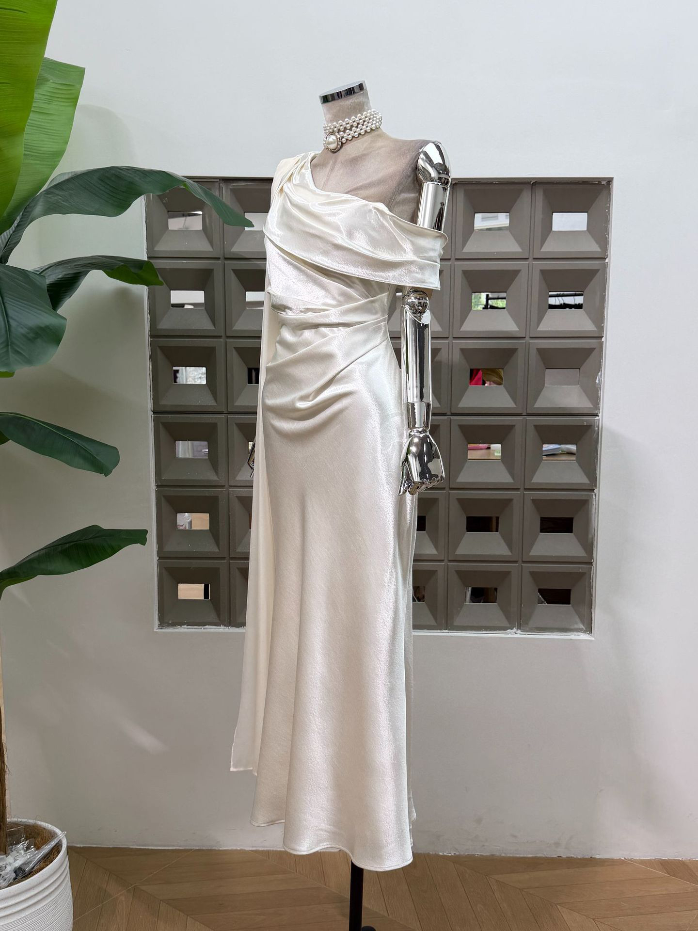TWOTWINSTYLE Satin Off Shoulder Tunic Ruched Elegant Dress