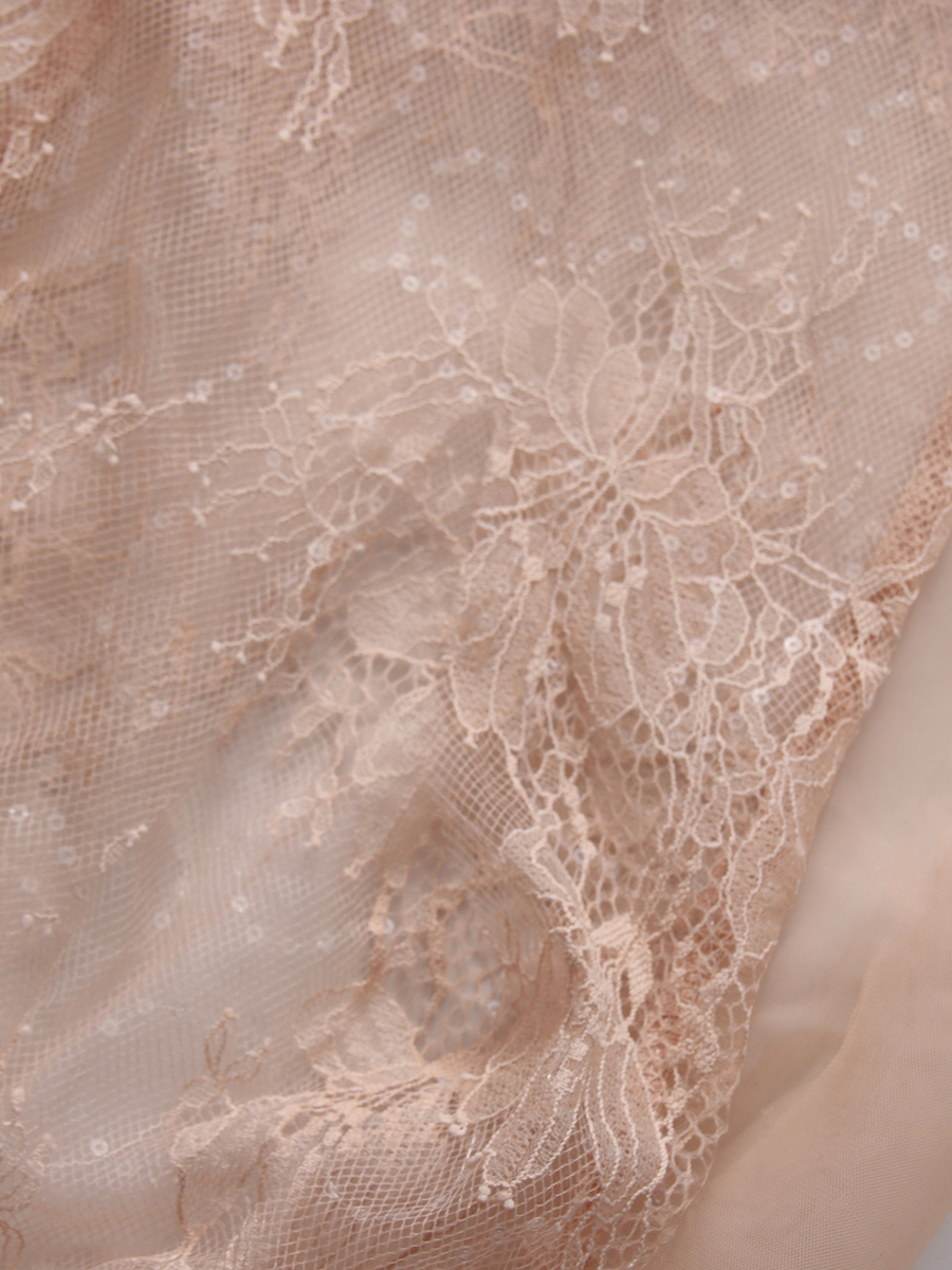 TWOTWINSTYLE Off One Shoulder Side Split Spliced Lace Sexy Dress