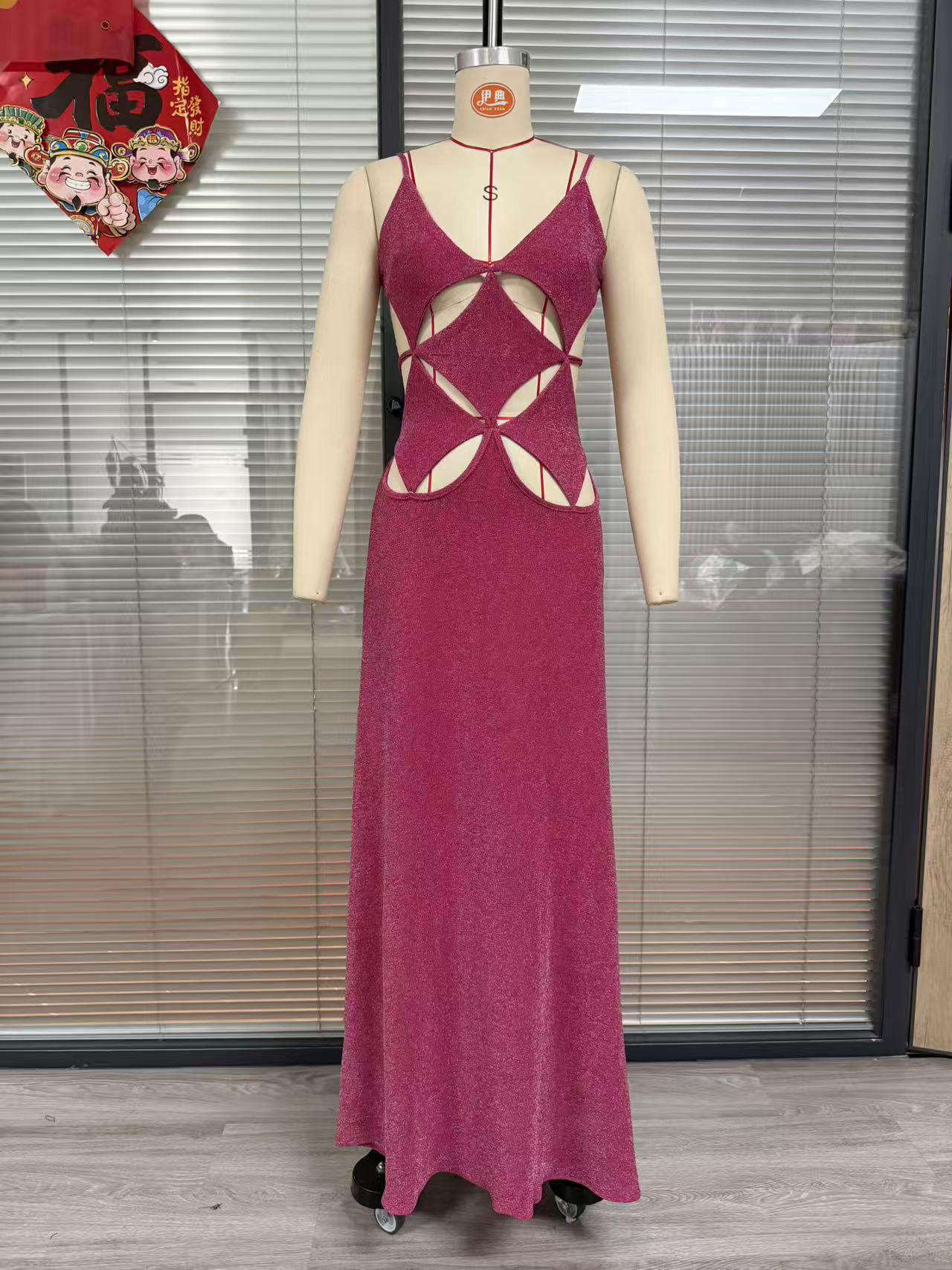 TWOTWINSTYLE Hollow Out Backless Sequins Sexy Camisole Dress