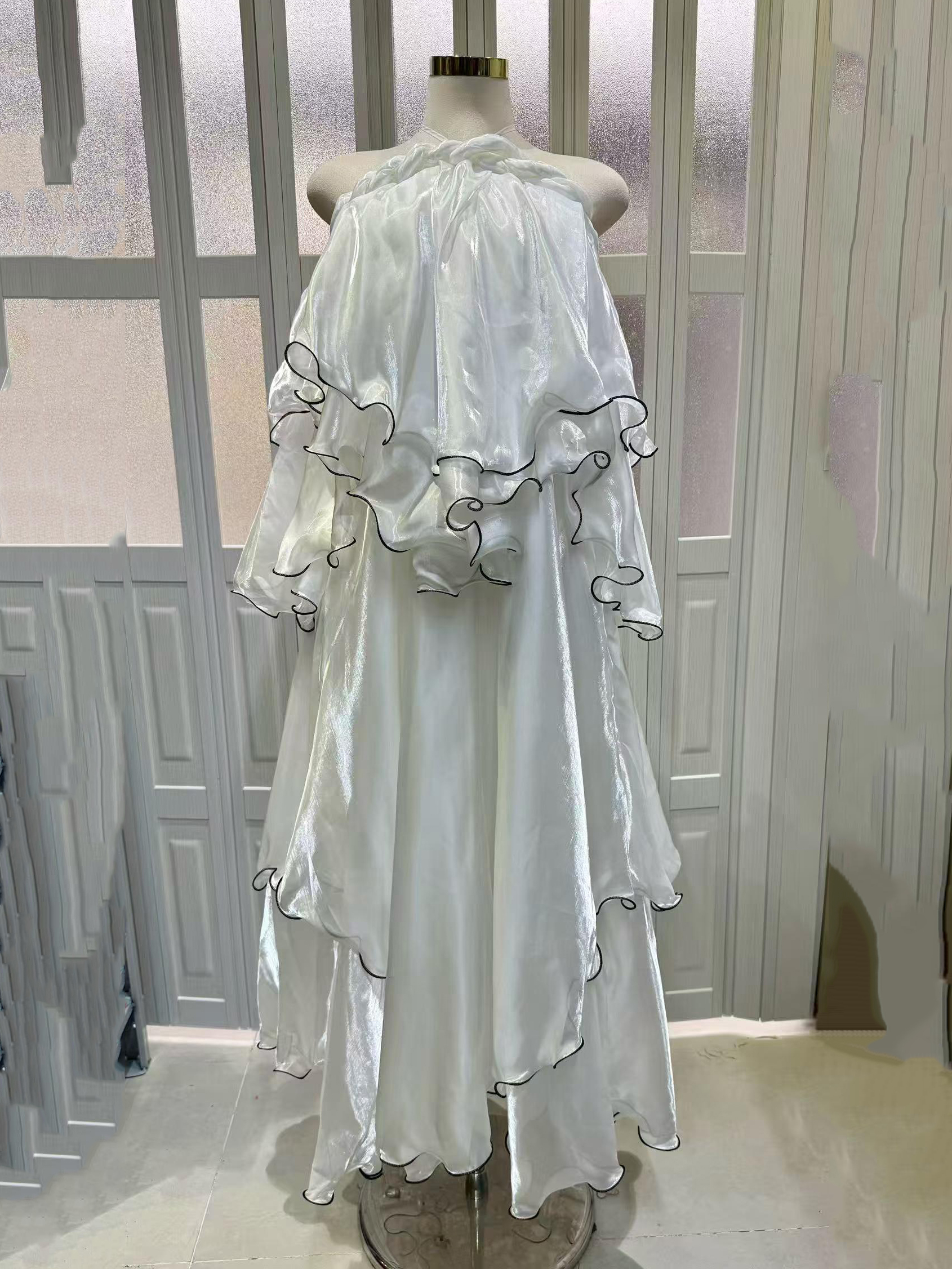 TWOTWINSTYLE Off Shoulder Spliced Knot Multi Layer Ruffle Elegant Dress
